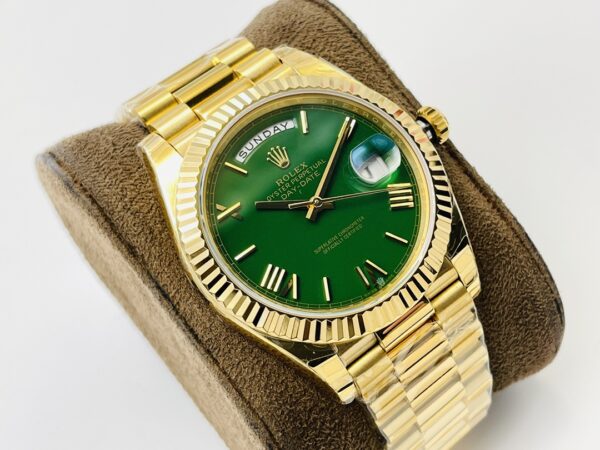 Rolex DD all gold green disk - Image 2