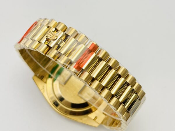 Rolex DD all gold green disk - Image 9